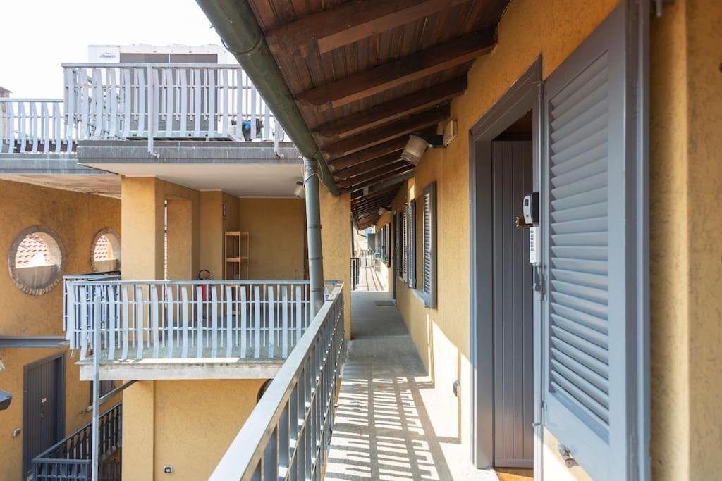 My Charming Apartments Ai Navigli-Vigevano Suite Milan Luaran gambar