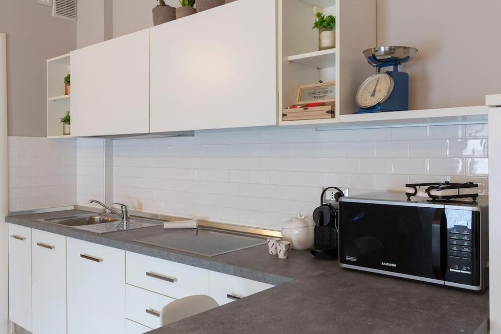 My Charming Apartments Ai Navigli-Vigevano Suite Milan Luaran gambar